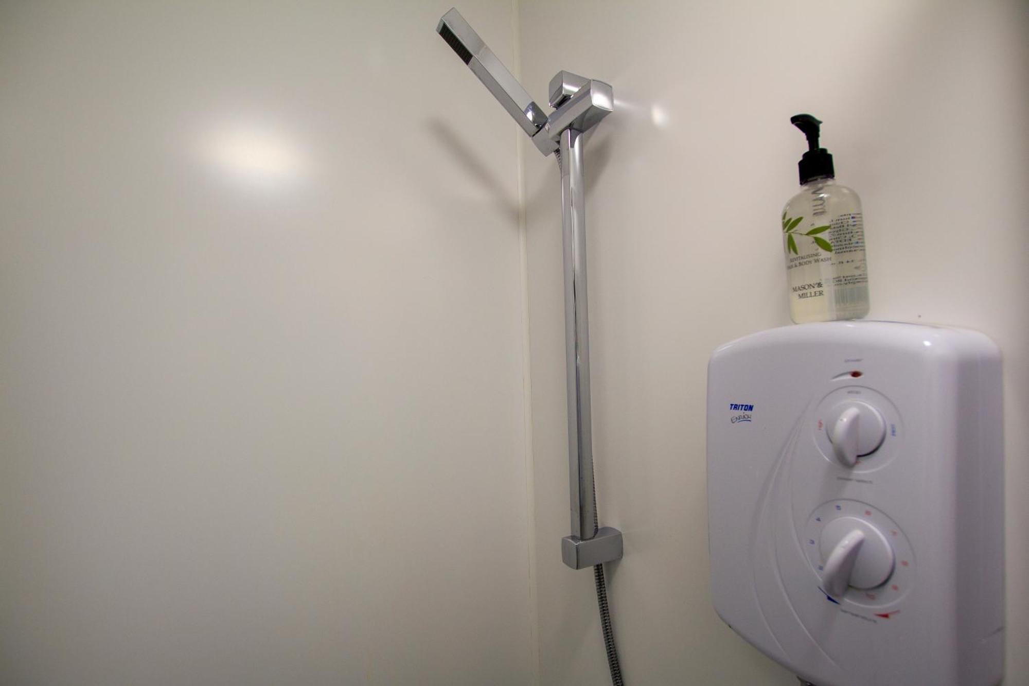 Moray Court Chester City Centre Studio Apartment By Rework Accommodation Extérieur photo