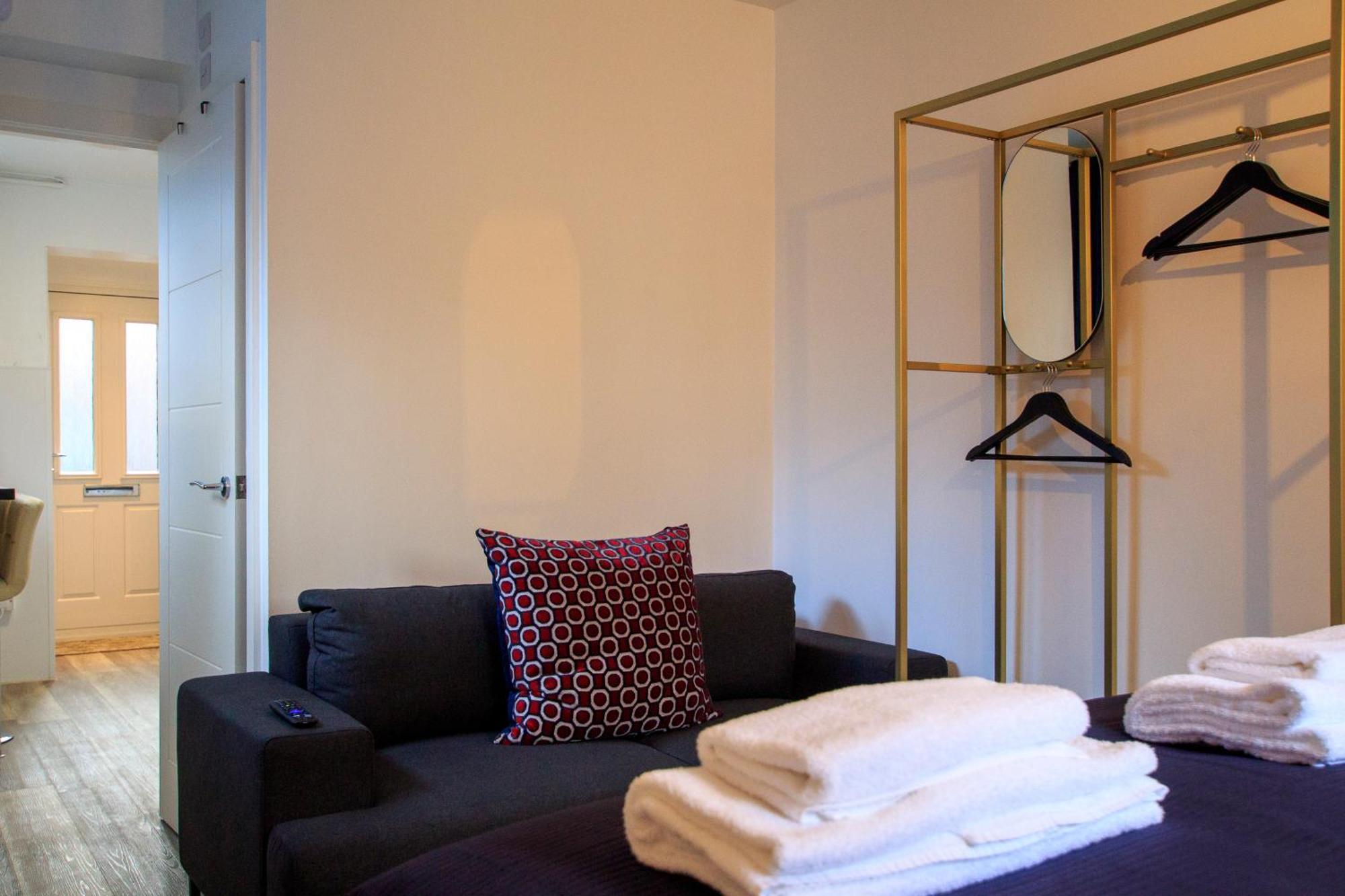Moray Court Chester City Centre Studio Apartment By Rework Accommodation Extérieur photo